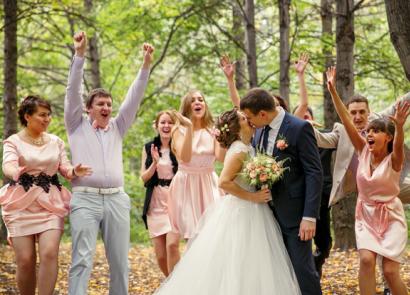 Душевные поздравления стихи с днем свадьбы Пожелания на свадьбу молодым душевные